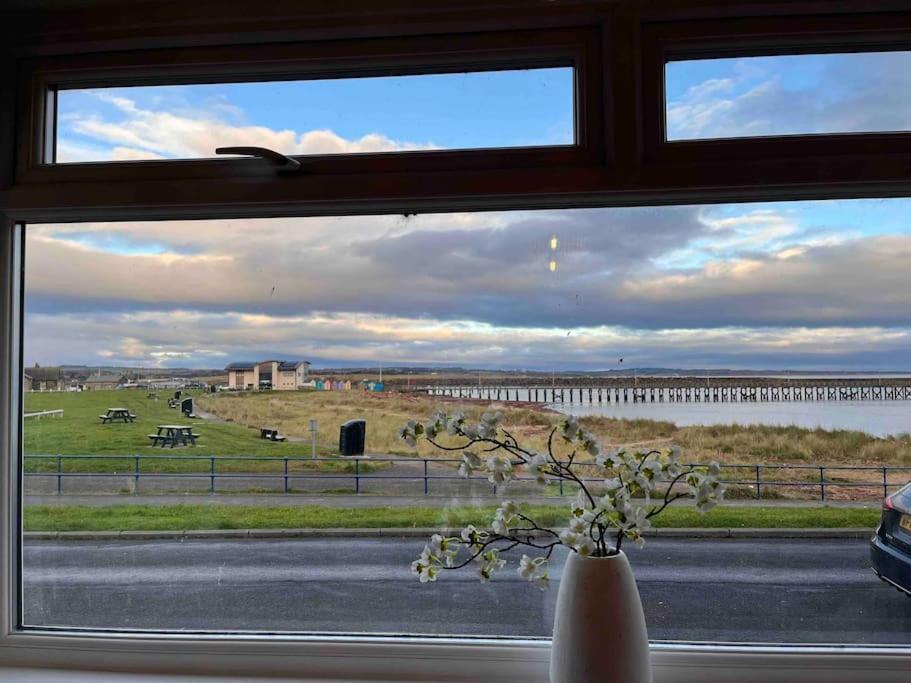 Villa Amazing Sea Views And Hot Tub Amble Esterno foto